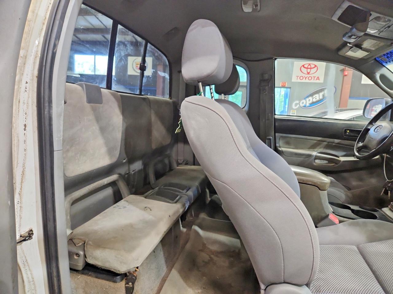 Toyota Tacoma Access Cab