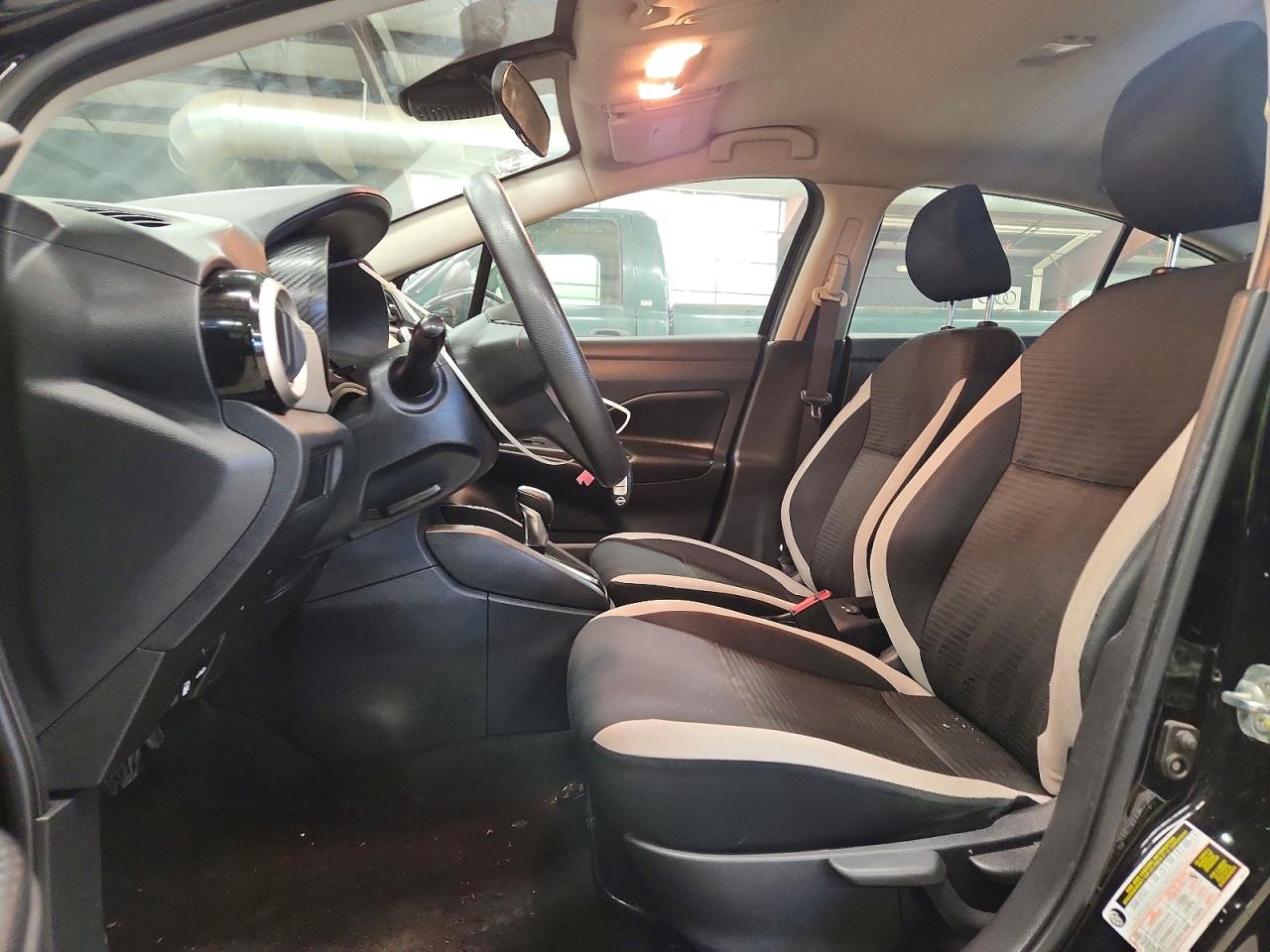 Nissan Versa Sv