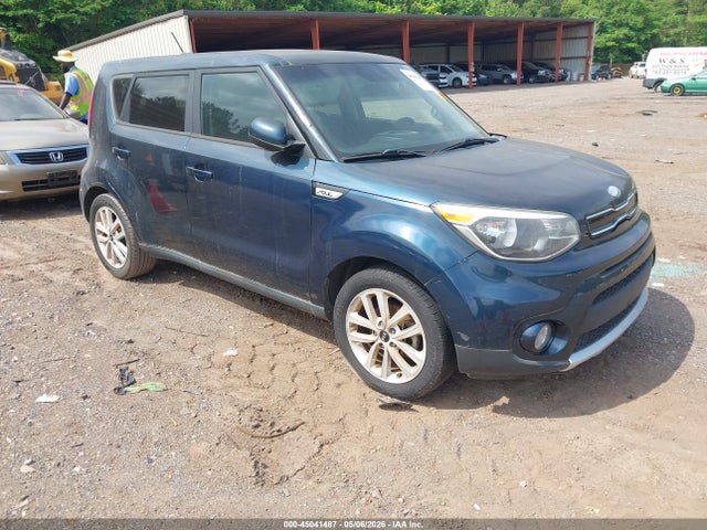 Salvage Kia Soul Image