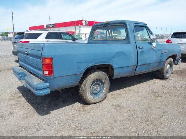 Dodge D-series D150