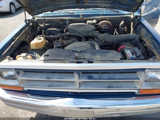Dodge D-series D150