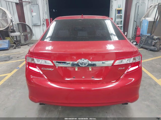 Toyota Camry Xle V6