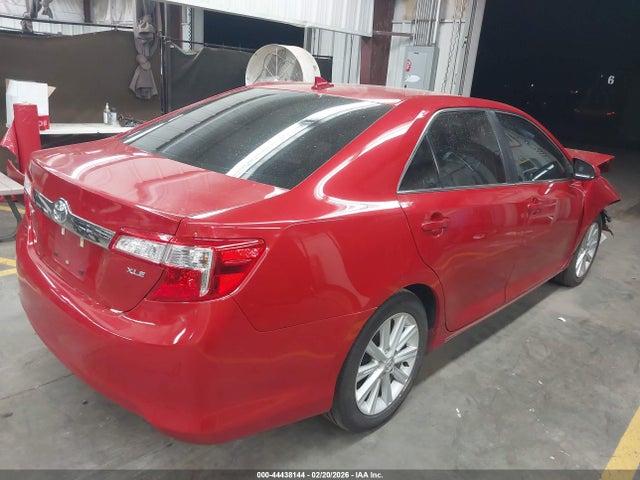 Toyota Camry Xle V6