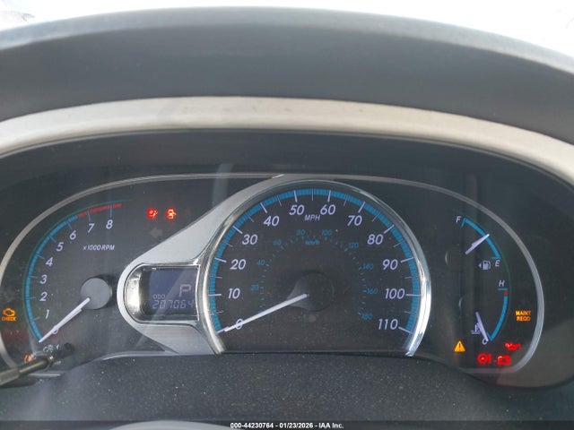 Toyota Sienna Xle V6 8 Passenger