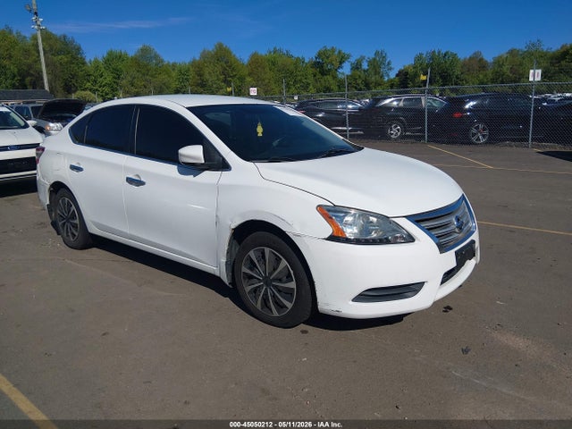 Salvage Nissan Sentra Image