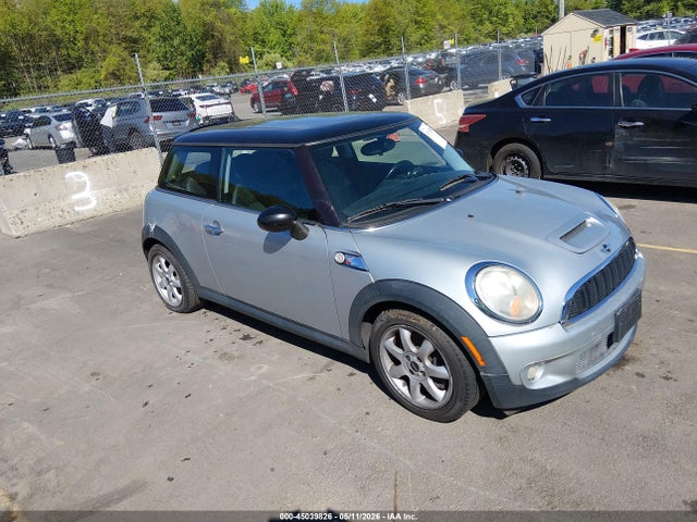 Salvage MINI Cooper S Image