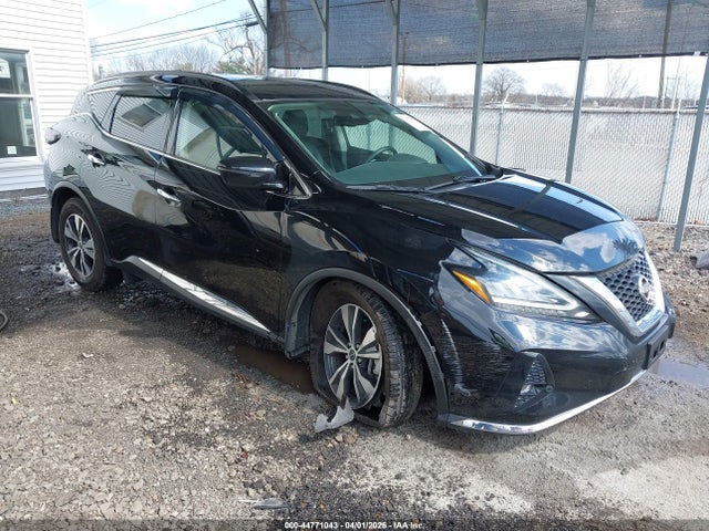 Salvage Nissan Murano Image