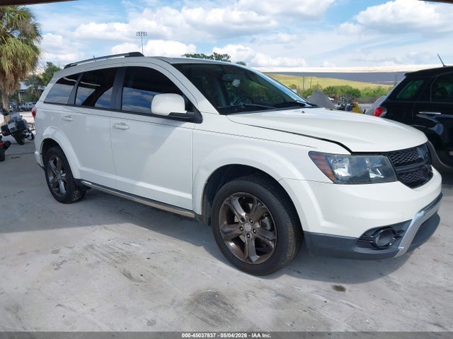 Salvage Dodge Journey Image