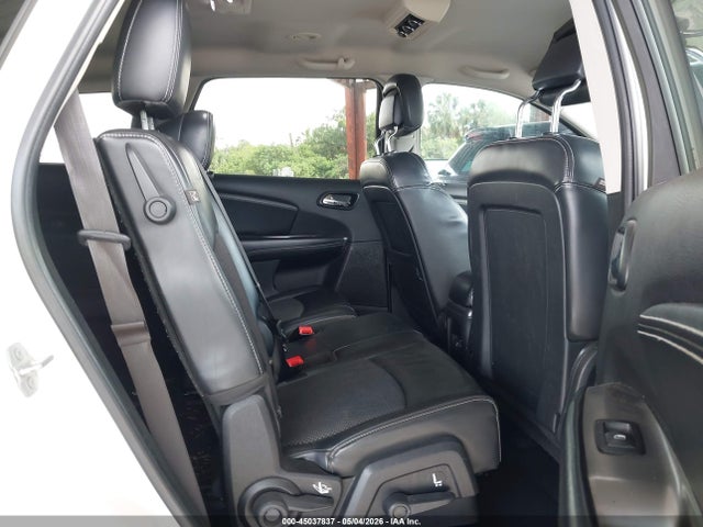 Dodge Journey Crossroad