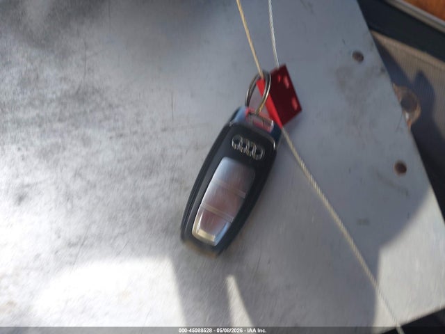 Audi A8 55
