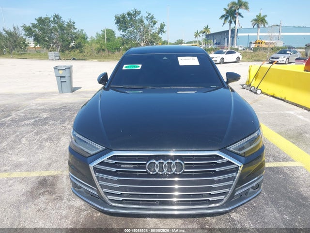 Audi A8 55