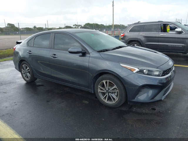 Salvage Kia Forte Image
