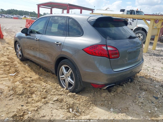 Porsche Cayenne Hybrid S