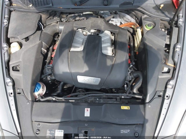 Porsche Cayenne Hybrid S