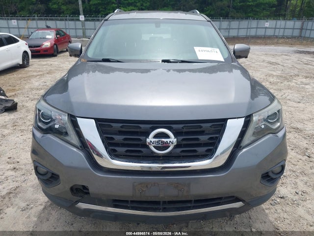 Nissan Pathfinder Sl
