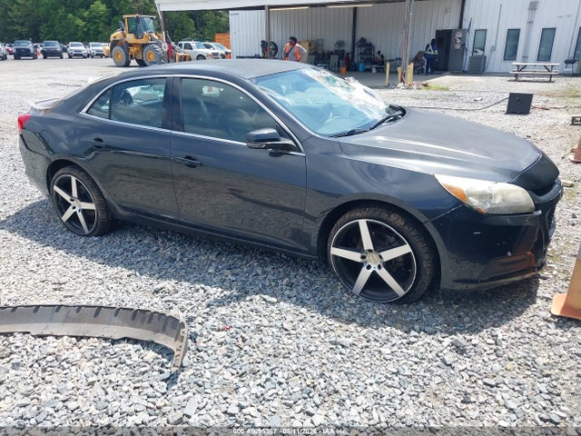 Salvage Chevrolet Malibu Image