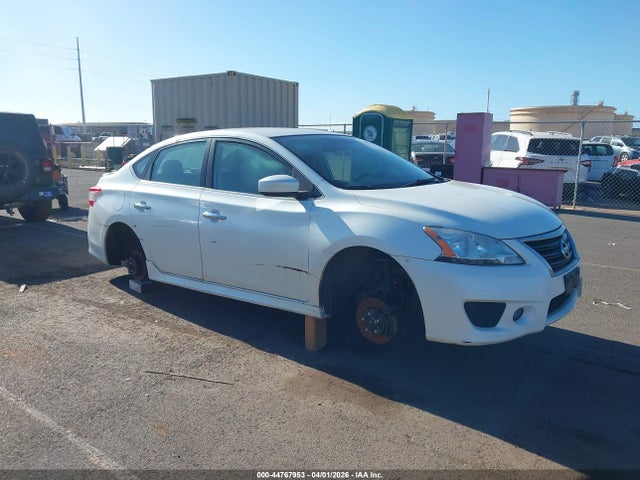 Salvage Nissan Sentra Image