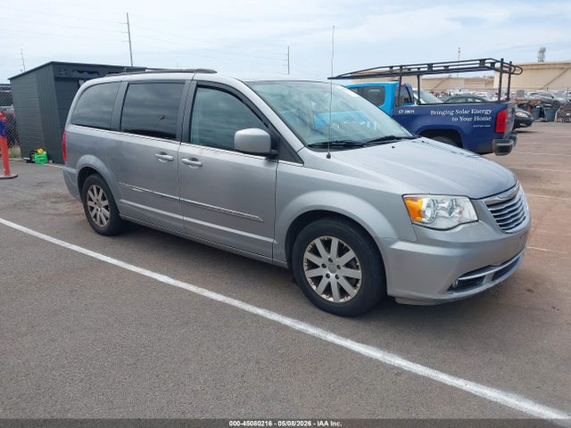 Salvage Chrysler Town & Country Image