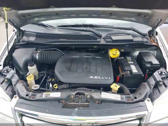 Chrysler Town & Country Touring