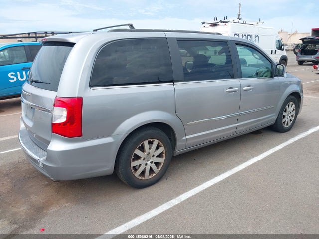 Chrysler Town & Country Touring