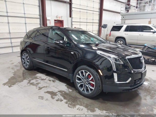 Salvage Cadillac XT5 Image