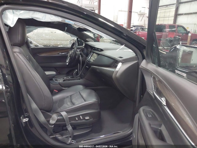 Cadillac XT5 Sport