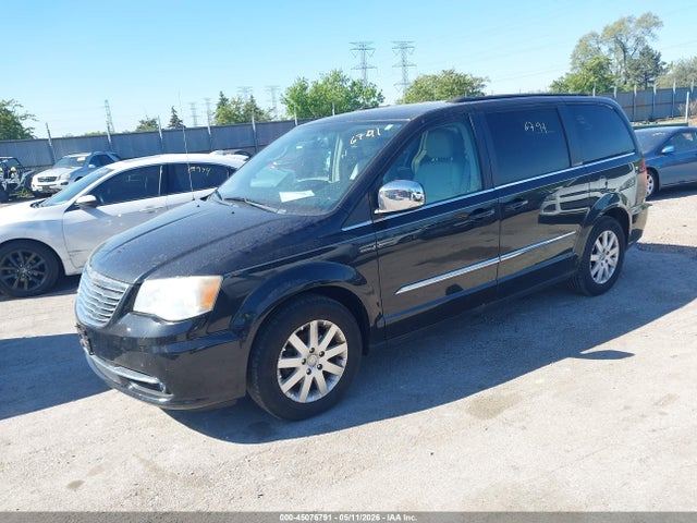 Chrysler Town & Country Touring-l