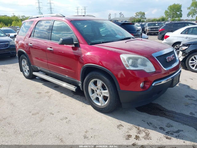 Salvage GMC Acadia Image