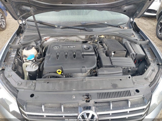 Volkswagen Passat 2.0l Tdi Sel Premium