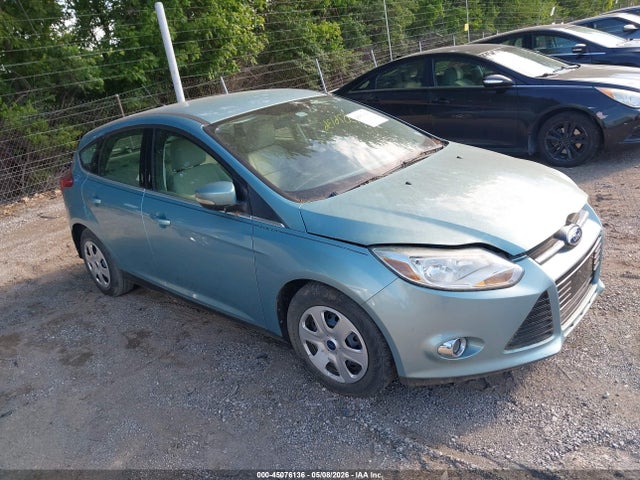 Salvage Ford Focus Image