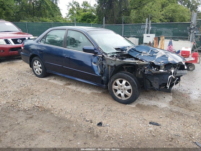 Salvage Honda Accord Image