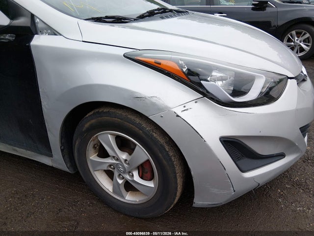 Hyundai ELANTRA Se