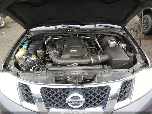 Nissan Pathfinder Sv