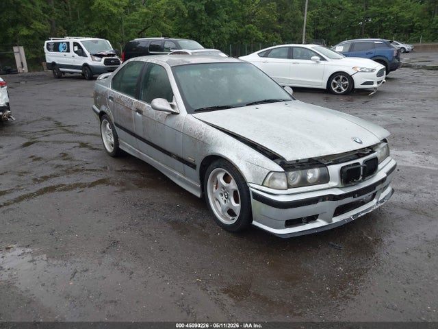 Salvage BMW 3 Series Image