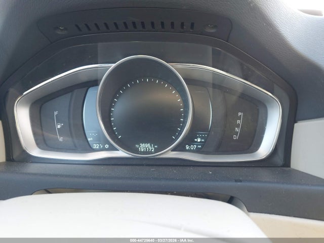 Volvo XC70 3.2 Platinum