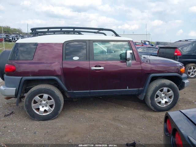 Toyota FJ Cruiser