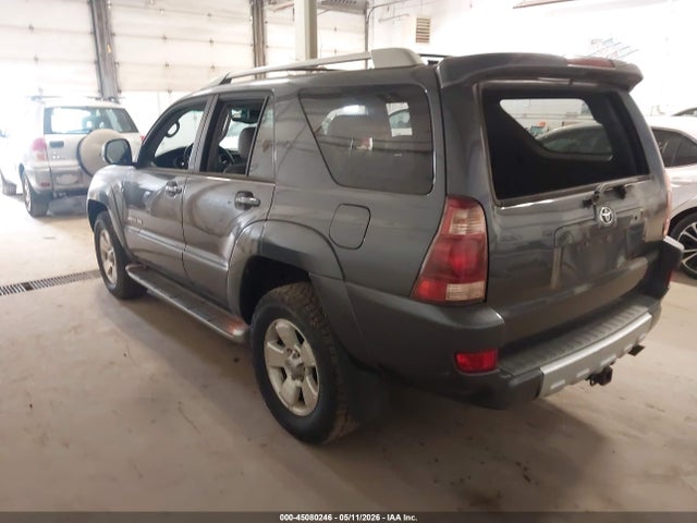 Toyota 4Runner Limited V8