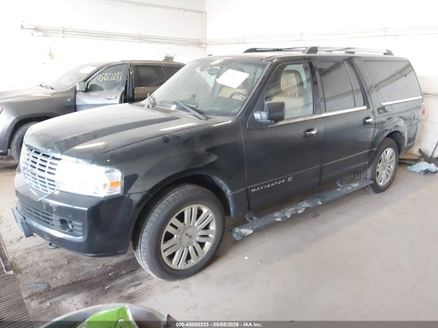Lincoln Navigator