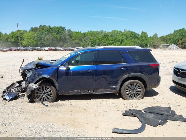 Nissan Pathfinder Sl 2wd