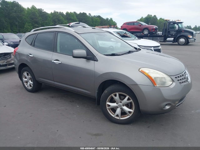 Salvage Nissan Rogue Image