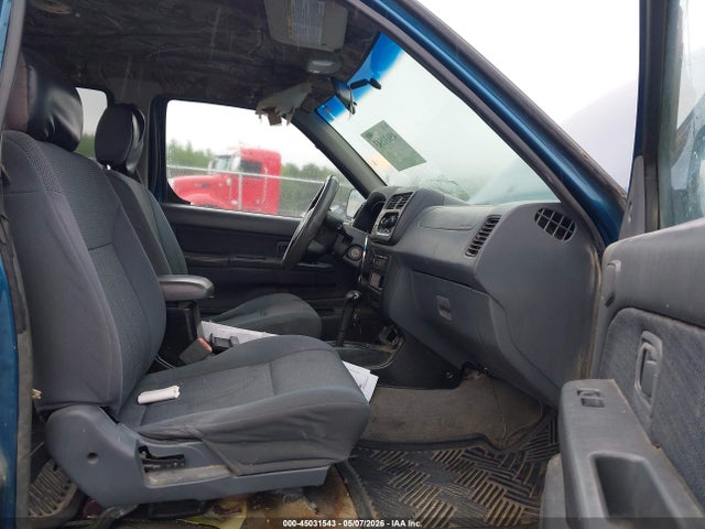 Nissan Frontier Xe-v6