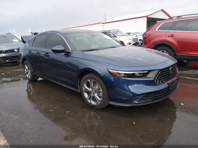 Salvage Honda Accord Image