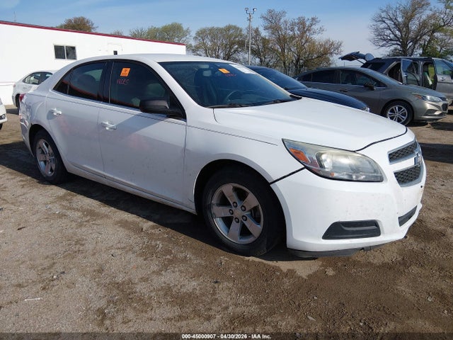Salvage Chevrolet Malibu Image