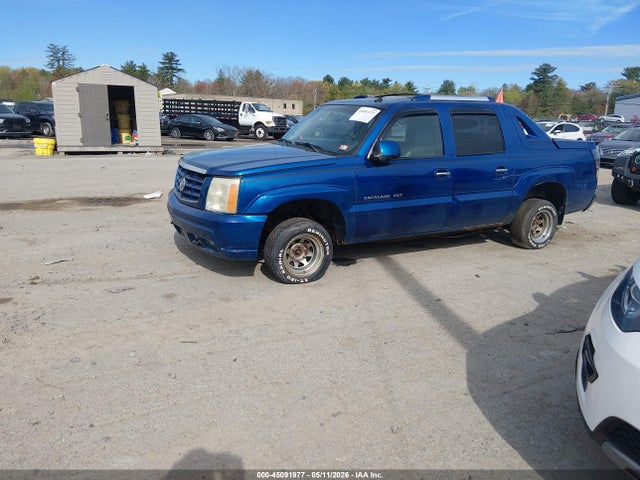 Cadillac Escalade Standard