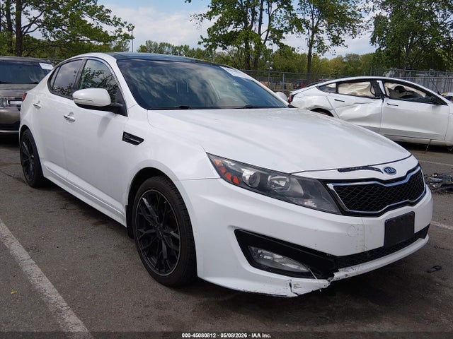 Salvage Kia Optima Image