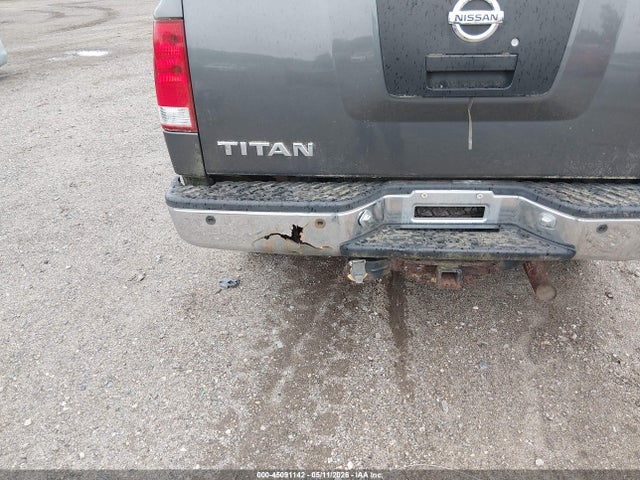 Nissan Titan Se