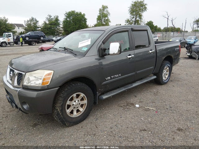 Nissan Titan Se