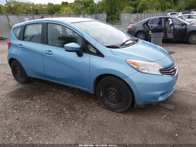 Salvage Nissan Versa Image
