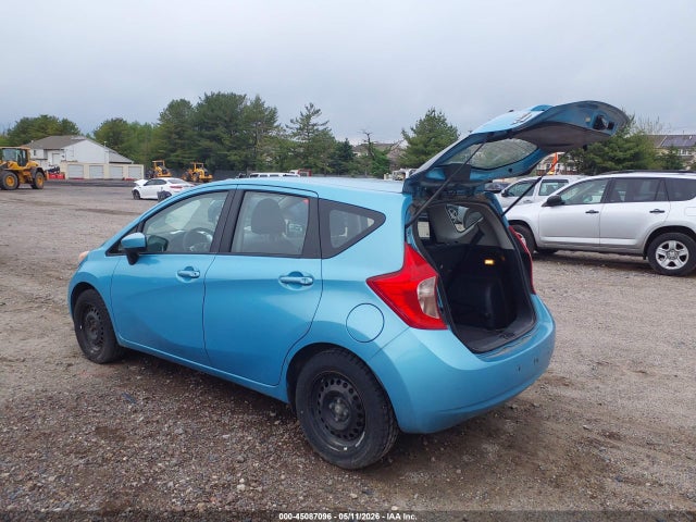 Nissan Versa