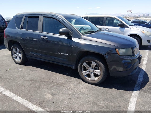 Salvage Jeep Compass Image